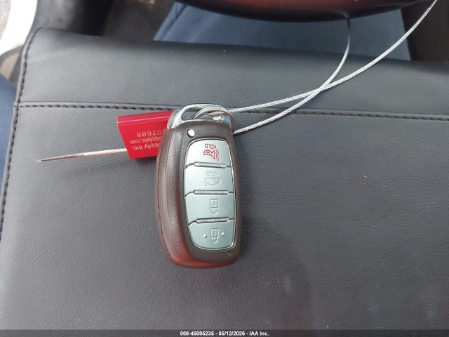 Продажа на аукционе авто 2017 Hyundai Sonata Limited, vin: 5NPE34AF5HH575524, номер лота: 45095235