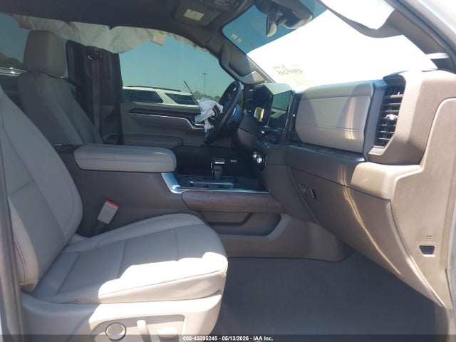 45095245 :رقم المزاد ، 1GTUUDED2RZ326027 vin ، 2024 Gmc Sierra 1500 4wd  Short Box Slt مزاد بيع