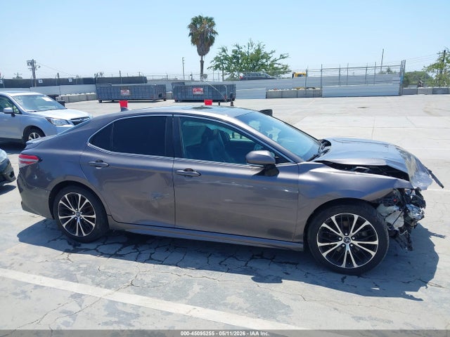 4T1B11HK1JU024167 Toyota CAMRY SE