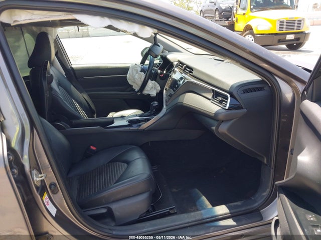 4T1B11HK1JU024167 Toyota CAMRY SE