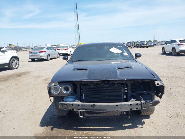 Продажа на аукционе авто 2018 Dodge Challenger Sxt Plus, vin: 2C3CDZAG1JH131909, номер лота: 45095292