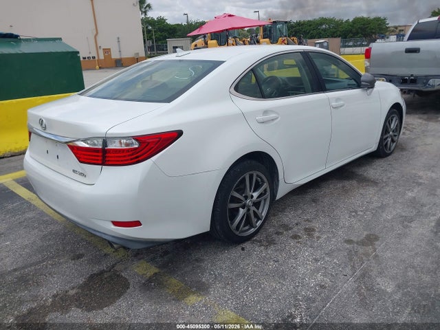 Продажа на аукционе авто 2013 Lexus Es 350, vin: JTHBK1GG2D2031142, номер лота: 45095300