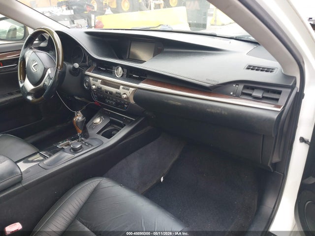 Продажа на аукционе авто 2013 Lexus Es 350, vin: JTHBK1GG2D2031142, номер лота: 45095300