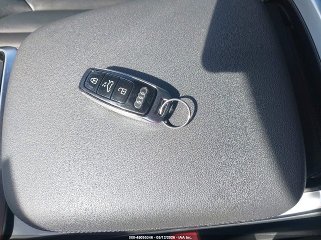 2022 Audi Q7 Premium 45 Tfsi Quattro Tiptronic მანქანა იყიდება აუქციონზე, vin: WA1AJBF78ND000548, აუქციონის ნომერი: 45095346