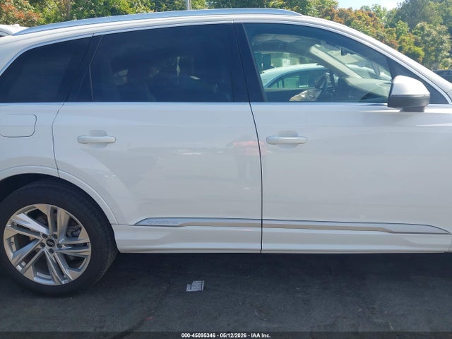 2022 Audi Q7 Premium 45 Tfsi Quattro Tiptronic მანქანა იყიდება აუქციონზე, vin: WA1AJBF78ND000548, აუქციონის ნომერი: 45095346