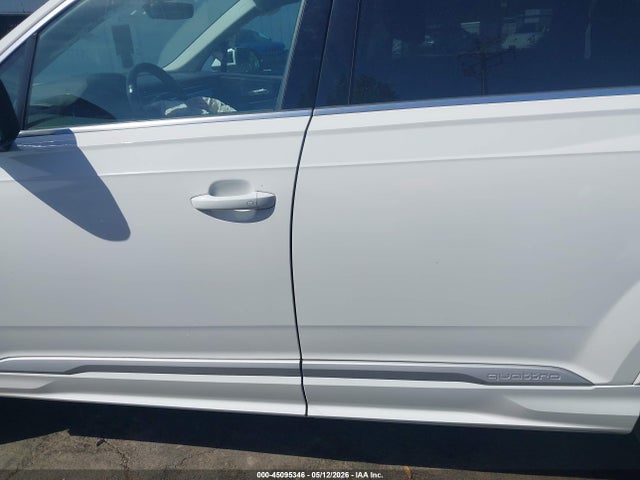 2022 Audi Q7 Premium 45 Tfsi Quattro Tiptronic მანქანა იყიდება აუქციონზე, vin: WA1AJBF78ND000548, აუქციონის ნომერი: 45095346