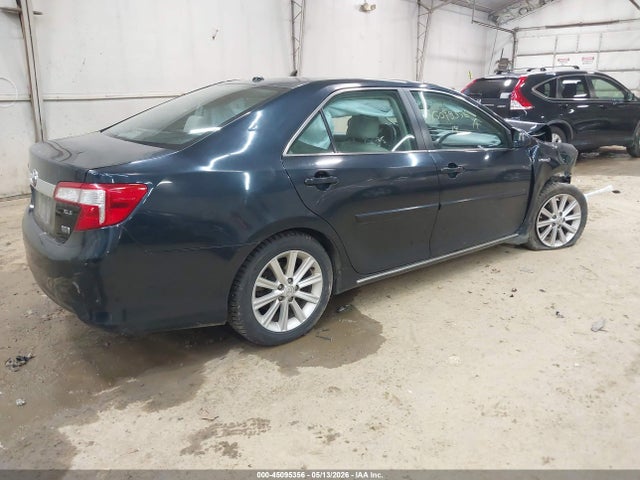 45095356 :رقم المزاد ، 4T1BD1FK5EU100974 vin ، 2014 Toyota Camry Hybrid Xle مزاد بيع