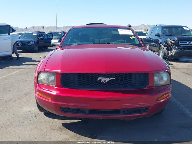 2007 Ford Mustang V6 Deluxe/v6 Premium მანქანა იყიდება აუქციონზე, vin: 1ZVFT80N475279507, აუქციონის ნომერი: 45095382