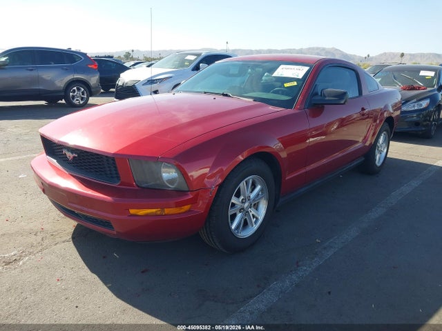 2007 Ford Mustang V6 Deluxe/v6 Premium მანქანა იყიდება აუქციონზე, vin: 1ZVFT80N475279507, აუქციონის ნომერი: 45095382
