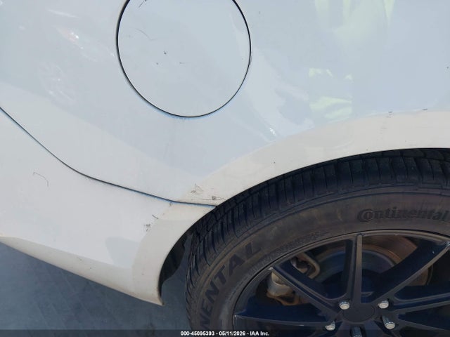 45095393 :رقم المزاد ، 1G4GC5E35CF149765 vin ، 2012 Buick Lacrosse Leather Group مزاد بيع