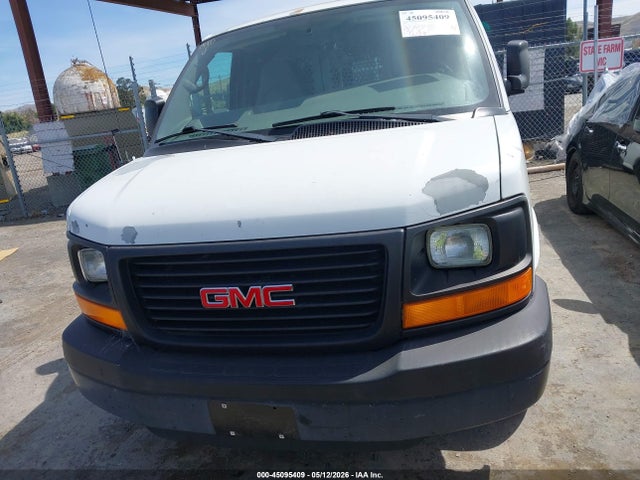 45095409 :رقم المزاد ، 1GTFG15X451107264 vin ، 2005 Gmc Savana Standard مزاد بيع