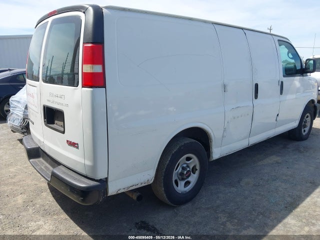 45095409 :رقم المزاد ، 1GTFG15X451107264 vin ، 2005 Gmc Savana Standard مزاد بيع