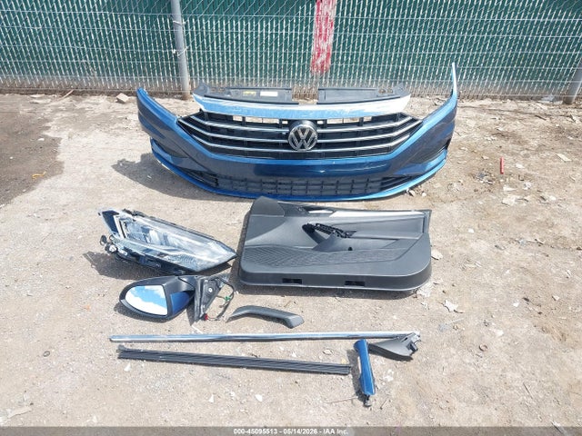 Aukcja sprzedaży 2019 Volkswagen Jetta 1.4t R-line/1.4t S/1.4t Se, vin: 3VWC57BU0KM069811, numer aukcji: 45095513