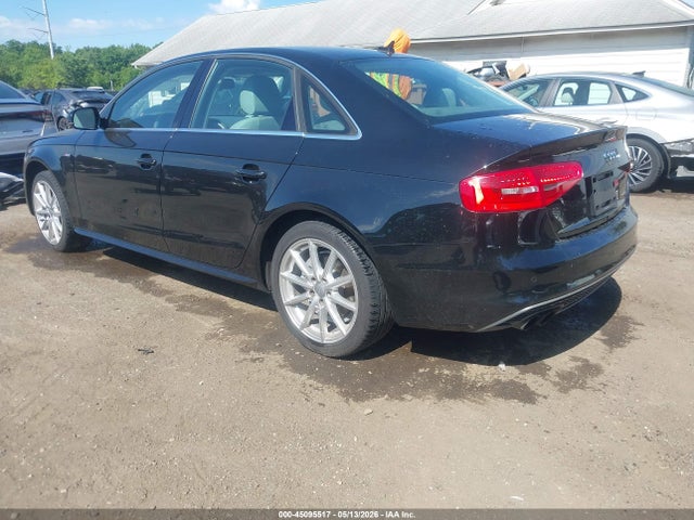 45095517 :رقم المزاد ، WAUFFAFL4FN039618 vin ، 2015 Audi A4 2.0t Premium مزاد بيع