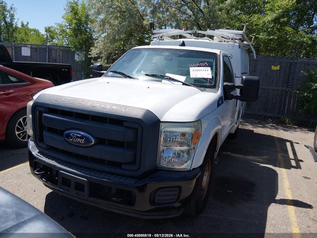 2013 Ford F-350 Xl მანქანა იყიდება აუქციონზე, vin: 1FDRF3A65DEB92658, აუქციონის ნომერი: 45095519