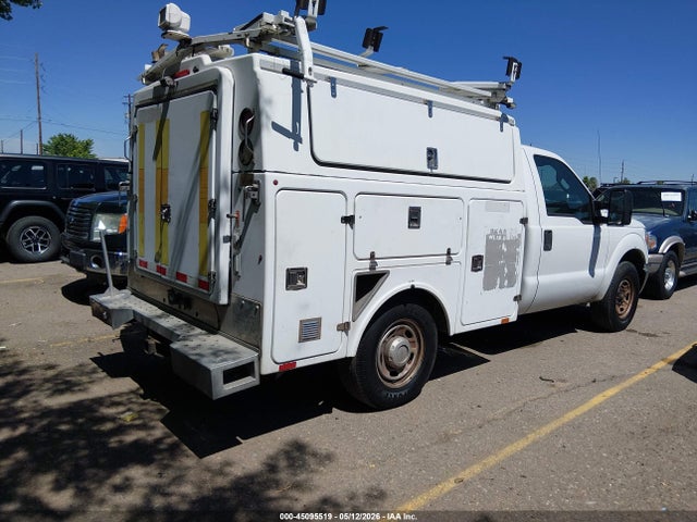2013 Ford F-350 Xl მანქანა იყიდება აუქციონზე, vin: 1FDRF3A65DEB92658, აუქციონის ნომერი: 45095519