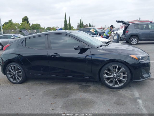 Hyundai Veloster 2.0 Premium 2020 KMHTG6AF6LU030398 Image 14