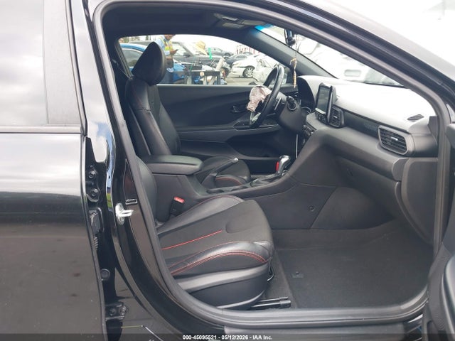 Hyundai Veloster 2.0 Premium 2020 KMHTG6AF6LU030398 Image 5