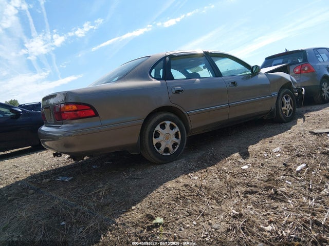 1999 Toyota Avalon Xls მანქანა იყიდება აუქციონზე, vin: 4T1BF18B7XU343339, აუქციონის ნომერი: 45095528