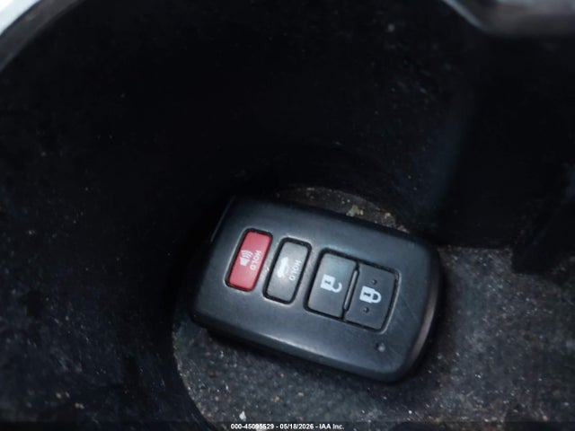 4T1BD1FK1EU101295 Toyota Camry Hybrid Le