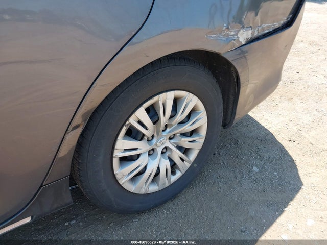 4T1BD1FK1EU101295 Toyota Camry Hybrid Le