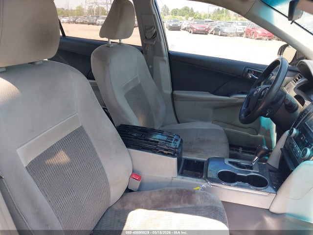 4T1BD1FK1EU101295 Toyota Camry Hybrid Le