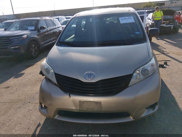 Aukcja sprzedaży 2011 Toyota Sienna, vin: 5TDKA3DC6BS003657, numer aukcji: 45095549