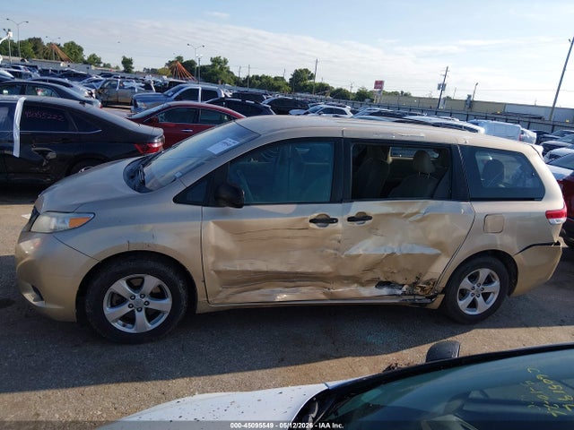 Aukcja sprzedaży 2011 Toyota Sienna, vin: 5TDKA3DC6BS003657, numer aukcji: 45095549