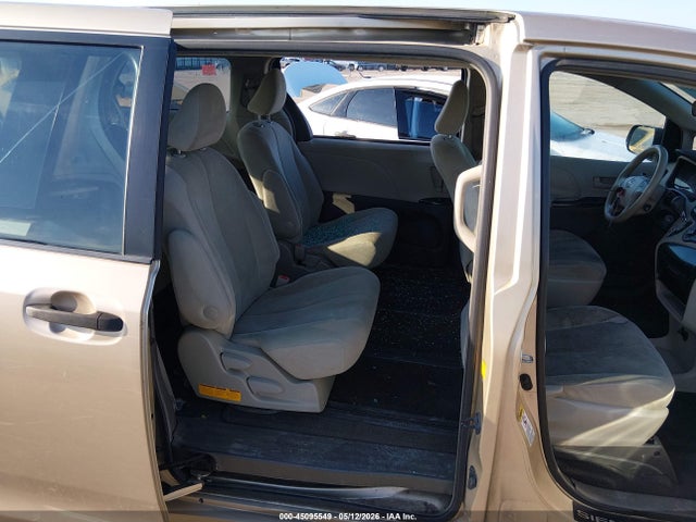 Aukcja sprzedaży 2011 Toyota Sienna, vin: 5TDKA3DC6BS003657, numer aukcji: 45095549