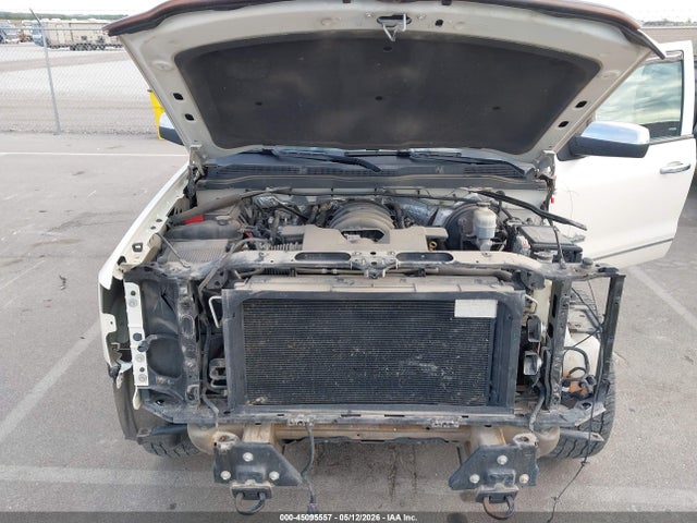 3GCUKTEC5EG406486 Chevrolet Silverado 1500 High Country