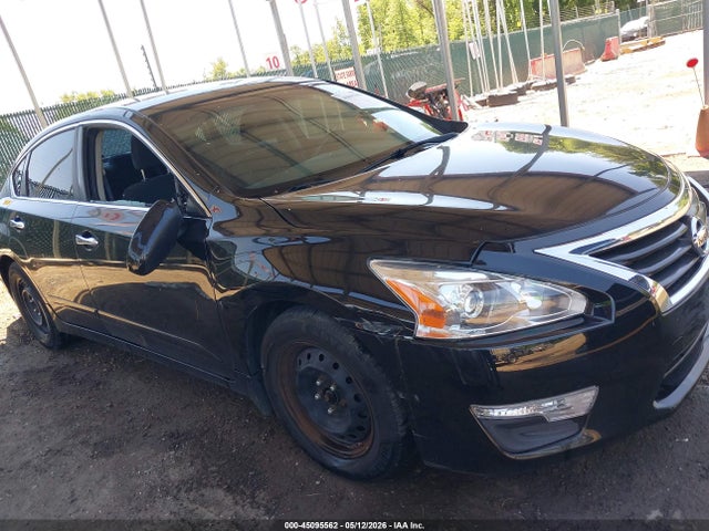2015 Nissan Altima 2.5 S მანქანა იყიდება აუქციონზე, vin: 1N4AL3AP8FC585559, აუქციონის ნომერი: 45095562