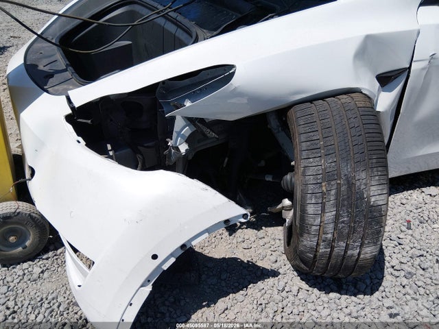 45095587 :رقم المزاد ، 7SAYGAEE9NF308739 vin ، 2022 Tesla Model Y Long Range Dual Motor All-wheel Drive مزاد بيع