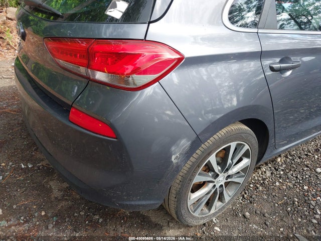 Продаж на аукціоні авто 2018 Hyundai Elantra Gt, vin: KMHH35LE4JU034768, номер лоту: 45095606