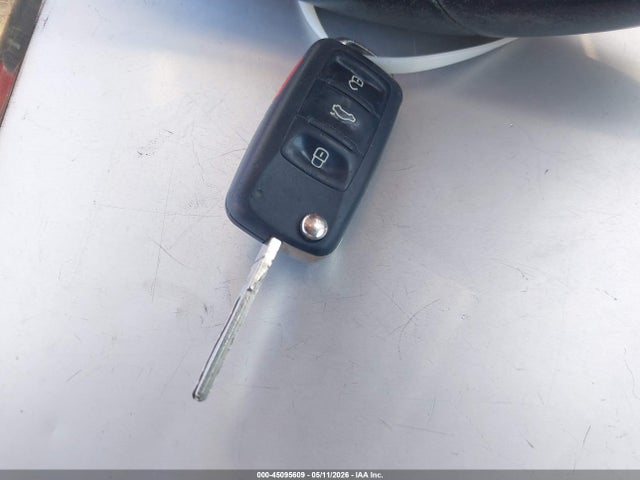 Aukcja sprzedaży 2013 Volkswagen Beetle 2.5l, vin: 3VW5P7AT1DM816542, numer aukcji: 45095609