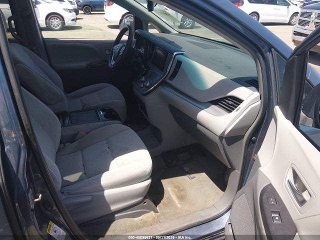 45095627 :رقم المزاد ، 5TDKK3DC1FS649434 vin ، 2015 Toyota Sienna Le 7 Passenger/le 8 Passenger مزاد بيع