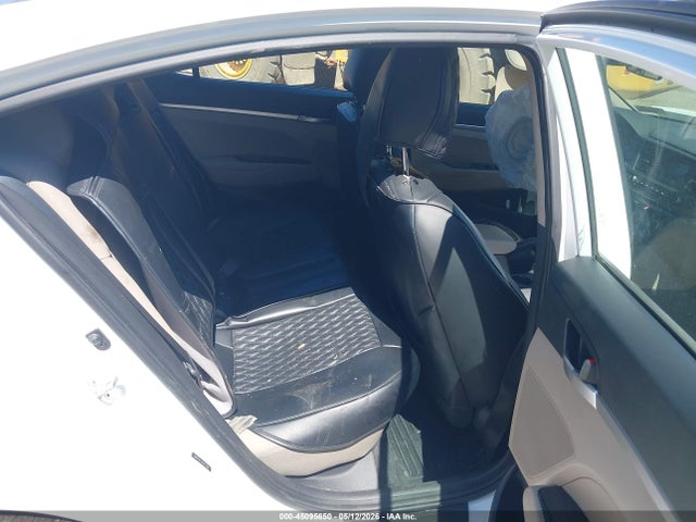 Hyundai ELANTRA SE 2019 5NPD74LF7KH427458 Image 8