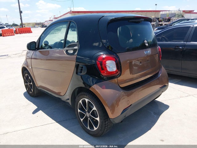 Aukcja sprzedaży 2016 Smart Fortwo Passion, vin: WMEFJ5DA4GK062329, numer aukcji: 45095653
