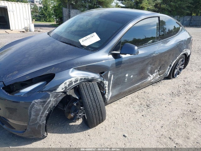 45095707 :رقم المزاد ، 7SAYGDEE9RA329434 vin ، 2024 Tesla Model Y Long Range Dual Motor All-wheel Drive مزاد بيع