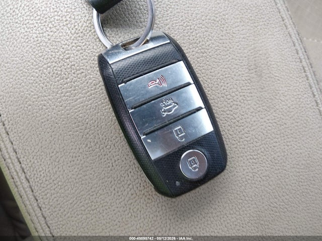 2018 Kia Optima Ex მანქანა იყიდება აუქციონზე, vin: 5XXGU4L38JG203332, აუქციონის ნომერი: 45095742