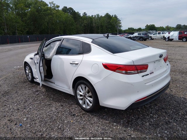 2018 Kia Optima Ex მანქანა იყიდება აუქციონზე, vin: 5XXGU4L38JG203332, აუქციონის ნომერი: 45095742