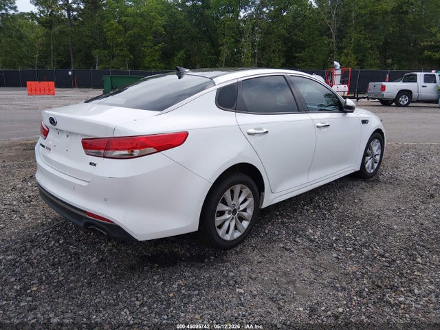 2018 Kia Optima Ex მანქანა იყიდება აუქციონზე, vin: 5XXGU4L38JG203332, აუქციონის ნომერი: 45095742