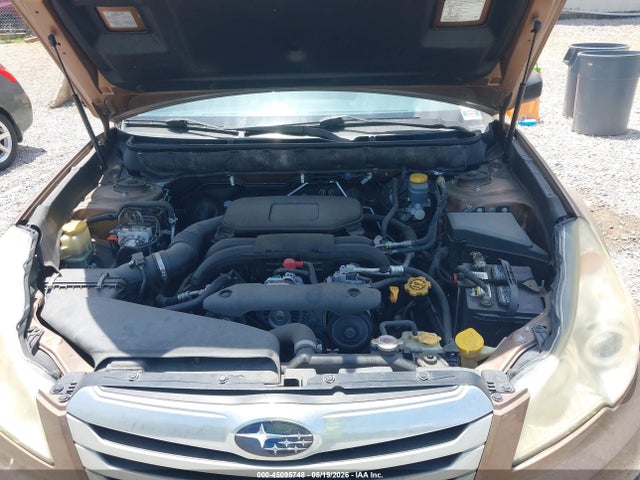 2011 Subaru Outback 2.5i მანქანა იყიდება აუქციონზე, vin: 4S4BRBACXB3339364, აუქციონის ნომერი: 45095748