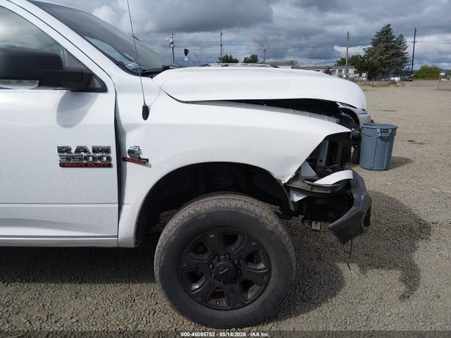 45095752 :رقم المزاد ، 3C63R3GLXGG318936 vin ، 2016 Ram 3500 Tradesman مزاد بيع