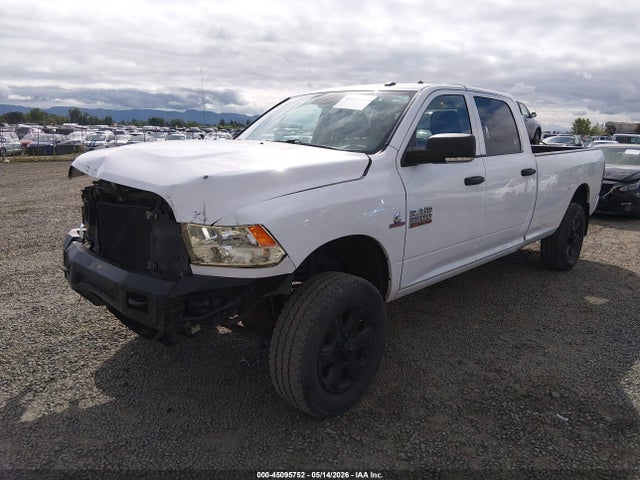 45095752 :رقم المزاد ، 3C63R3GLXGG318936 vin ، 2016 Ram 3500 Tradesman مزاد بيع