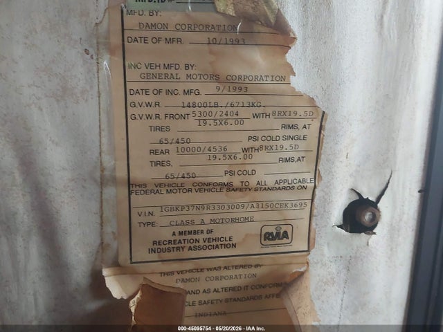 45095754 :رقم المزاد ، 1GBKP37N9R3303009 vin ، 1994 Chevrolet P30 مزاد بيع