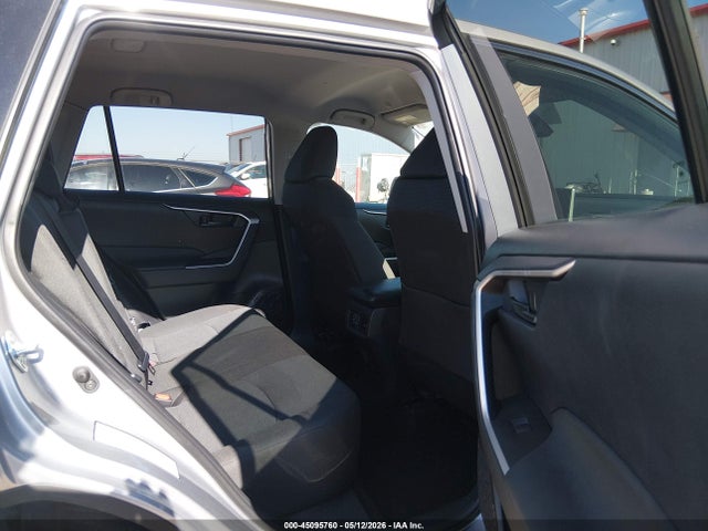 2T3H1RFV5SC315500 Toyota RAV4 LE