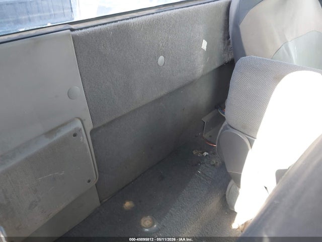 45095812 :رقم المزاد ، 4F4YR12C9XTM24153 vin ، 1999 Mazda B2500 Se/sx/tl مزاد بيع