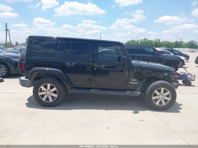 1C4HJWEGXFL674690 Jeep Wrangler Unlimited Sahara