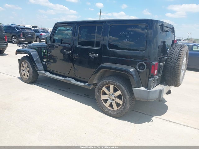 1C4HJWEGXFL674690 Jeep Wrangler Unlimited Sahara