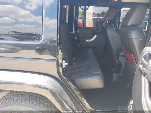 1C4HJWEGXFL674690 Jeep Wrangler Unlimited Sahara